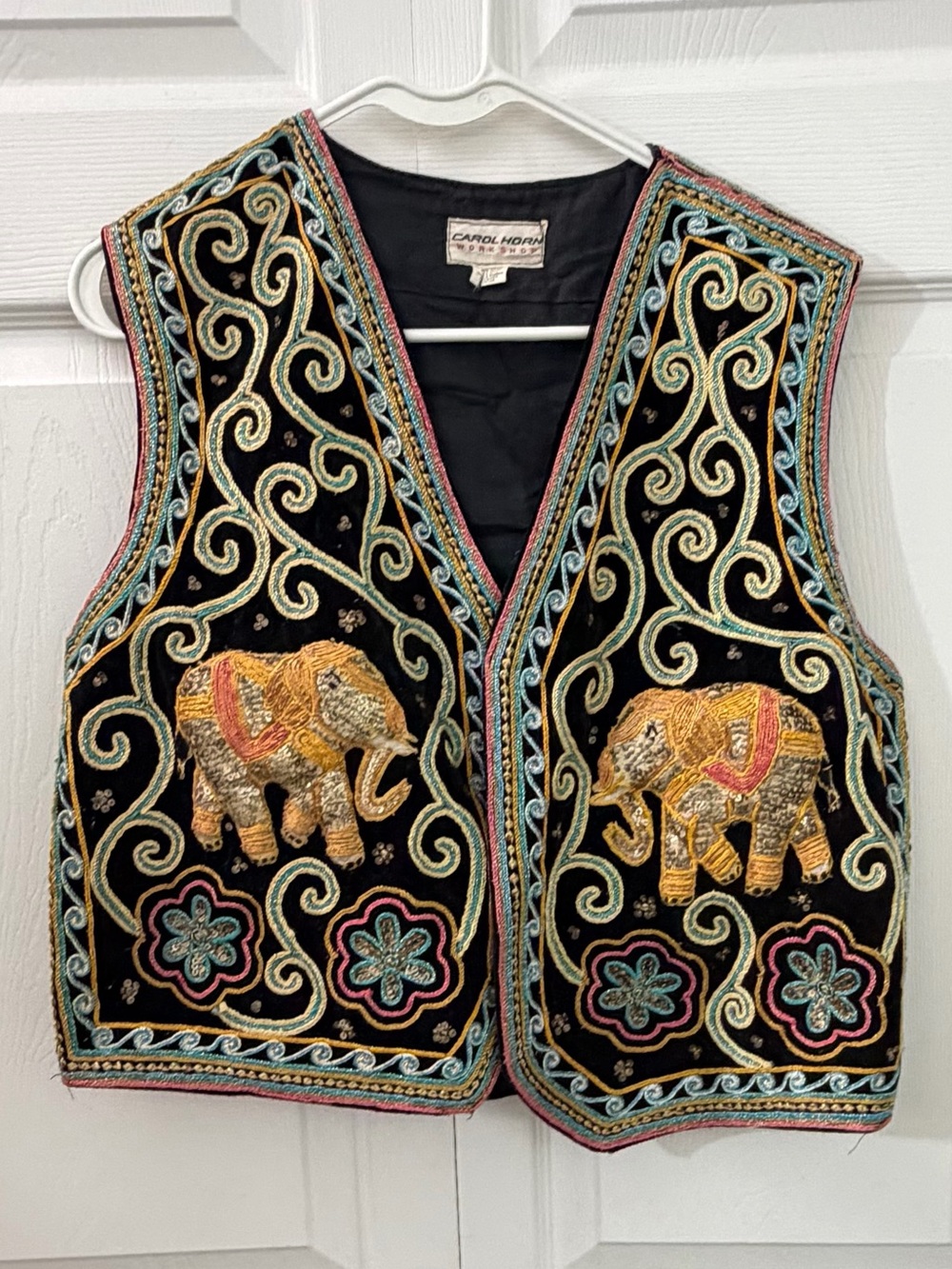 Vintage Carol Horn Workshop Hand Beaded Sequin Elephant vest cotton Vest Medium